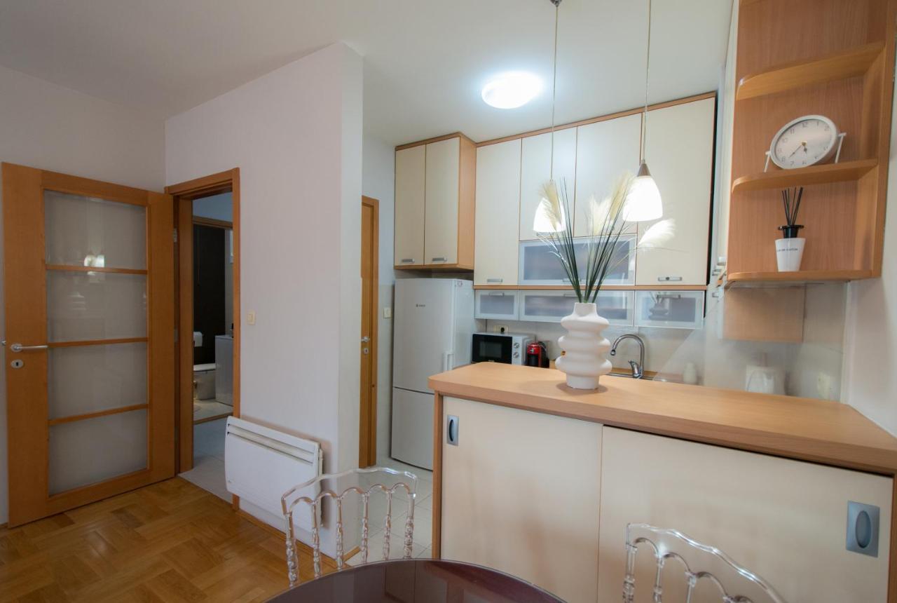 City Nest Apartment Podgorica Extérieur photo